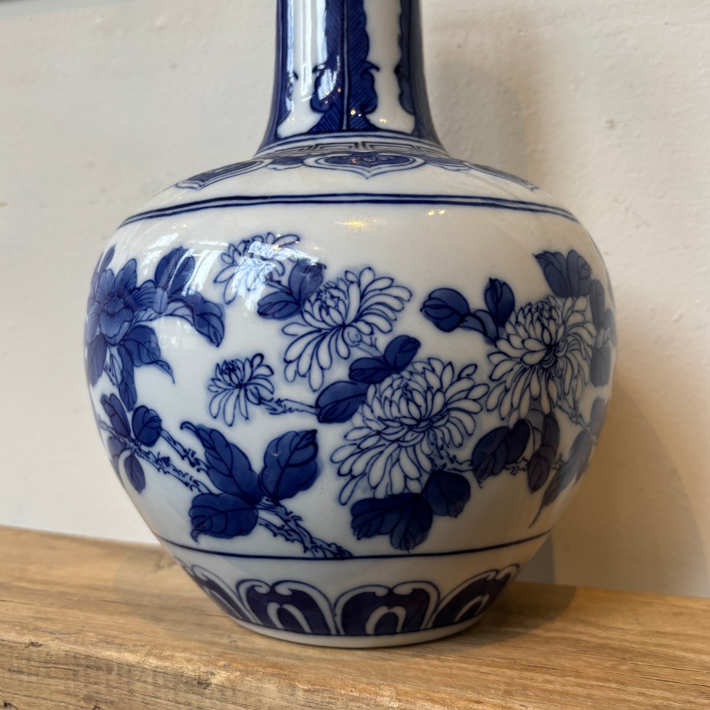 Vintage Hand Painted Blue&White Floral Vase