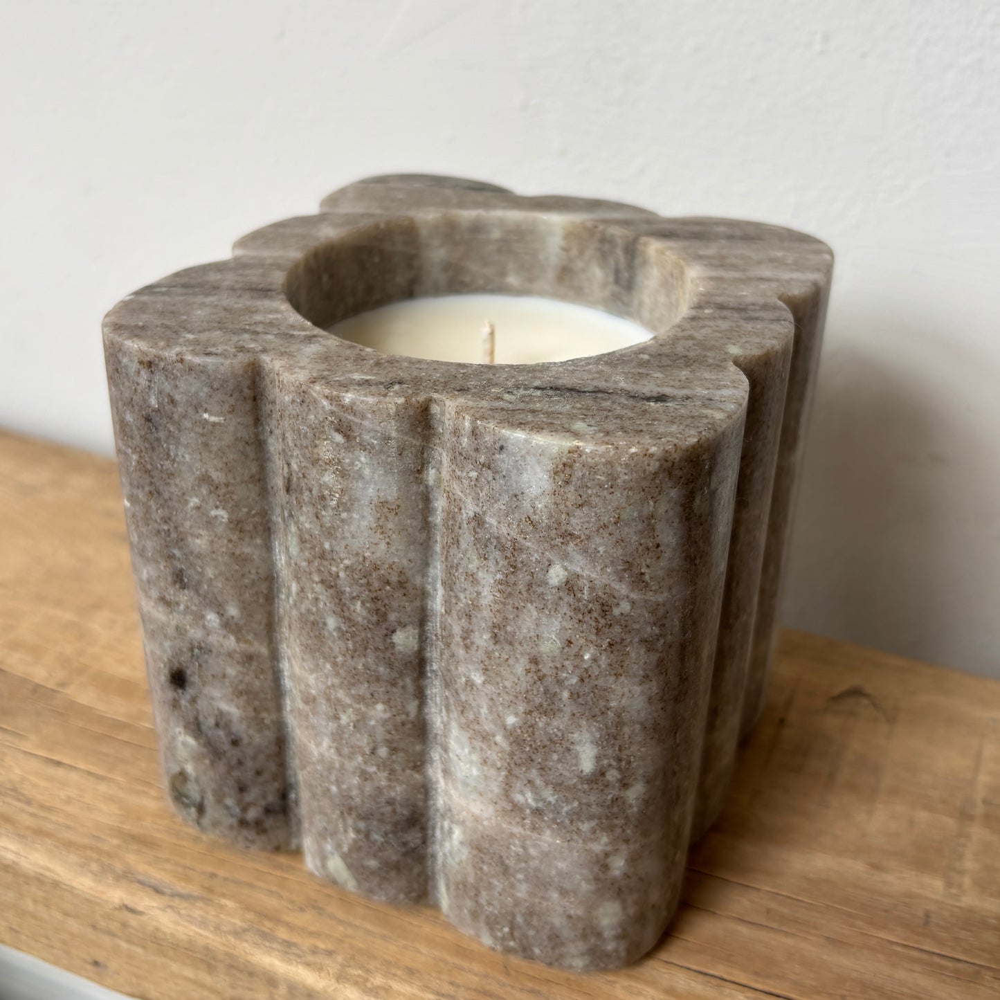 Handmade Soy Candle Tobacco Leaf - Grey Marble Jar