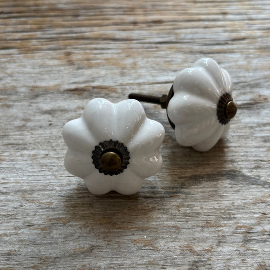 Knob: Ceramic Pumpkin - White Floral