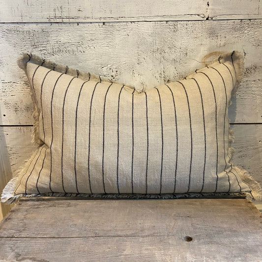 Henry Linen Pillow