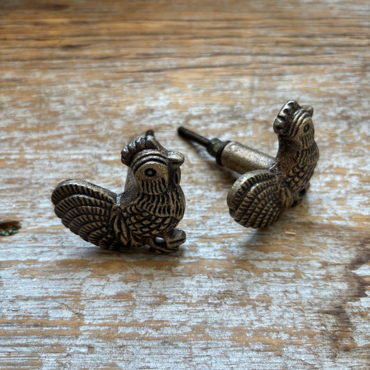 Knob: Antique Brass Rooster