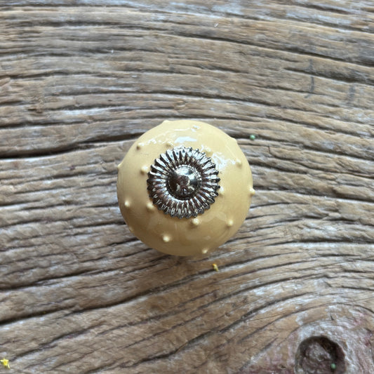 Knob: Ceramic Dotted Yellow