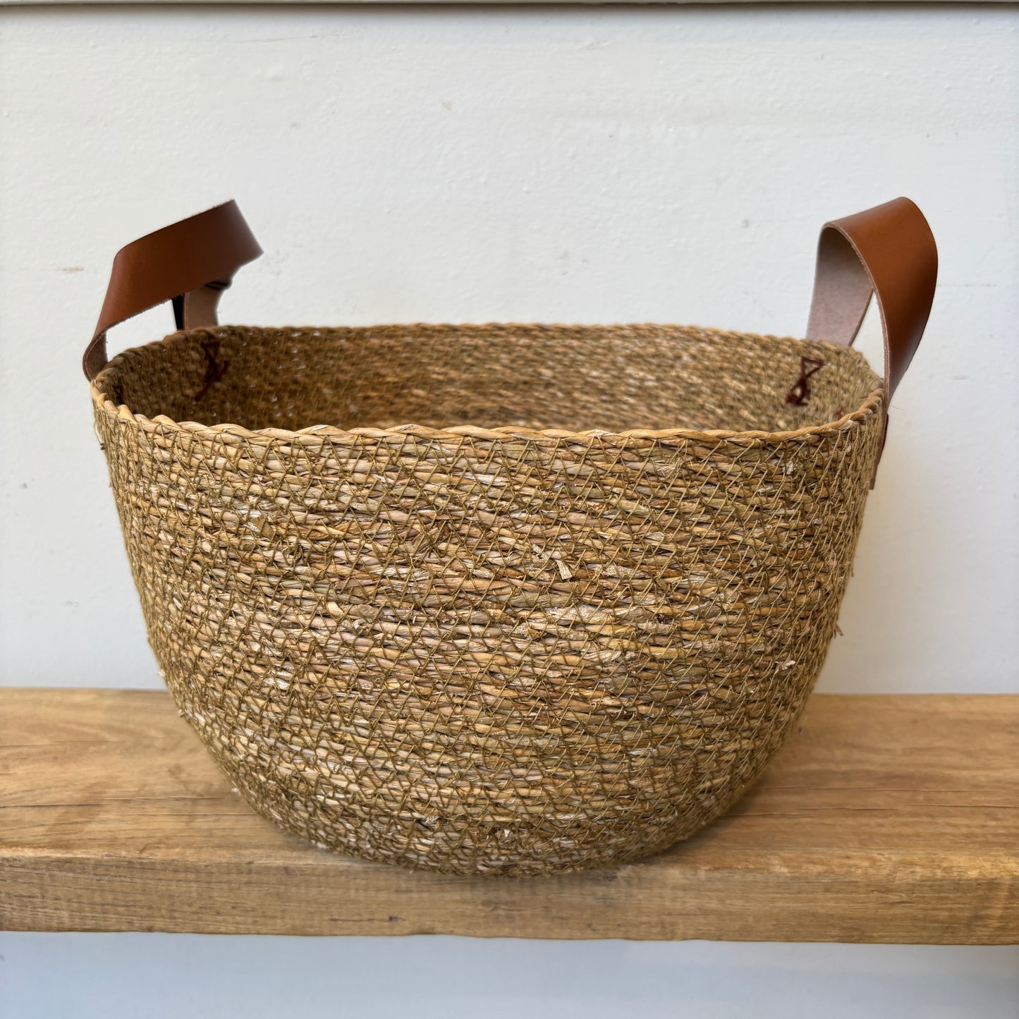 Round Seagrass Baskets w/ Leather Handles