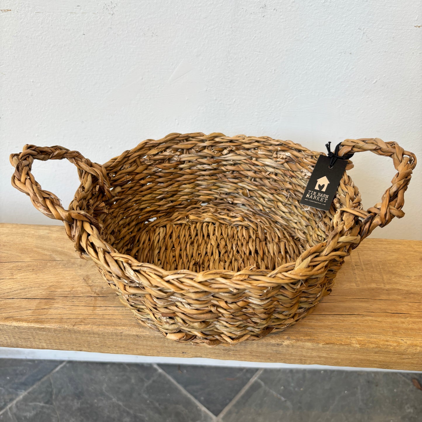 Low Round Seagrass Trays w/ Handles