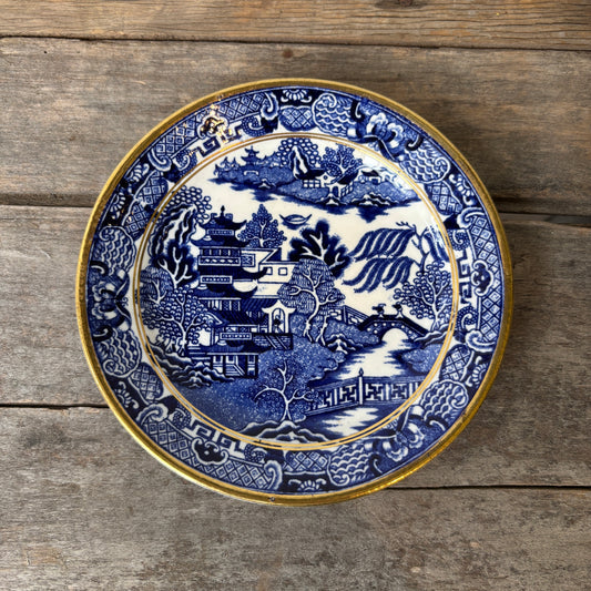 Vintage Blue Willow & Gold Detail Decorative Plate