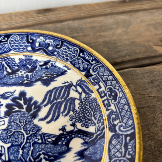 Vintage Blue Willow & Gold Detail Decorative Plate