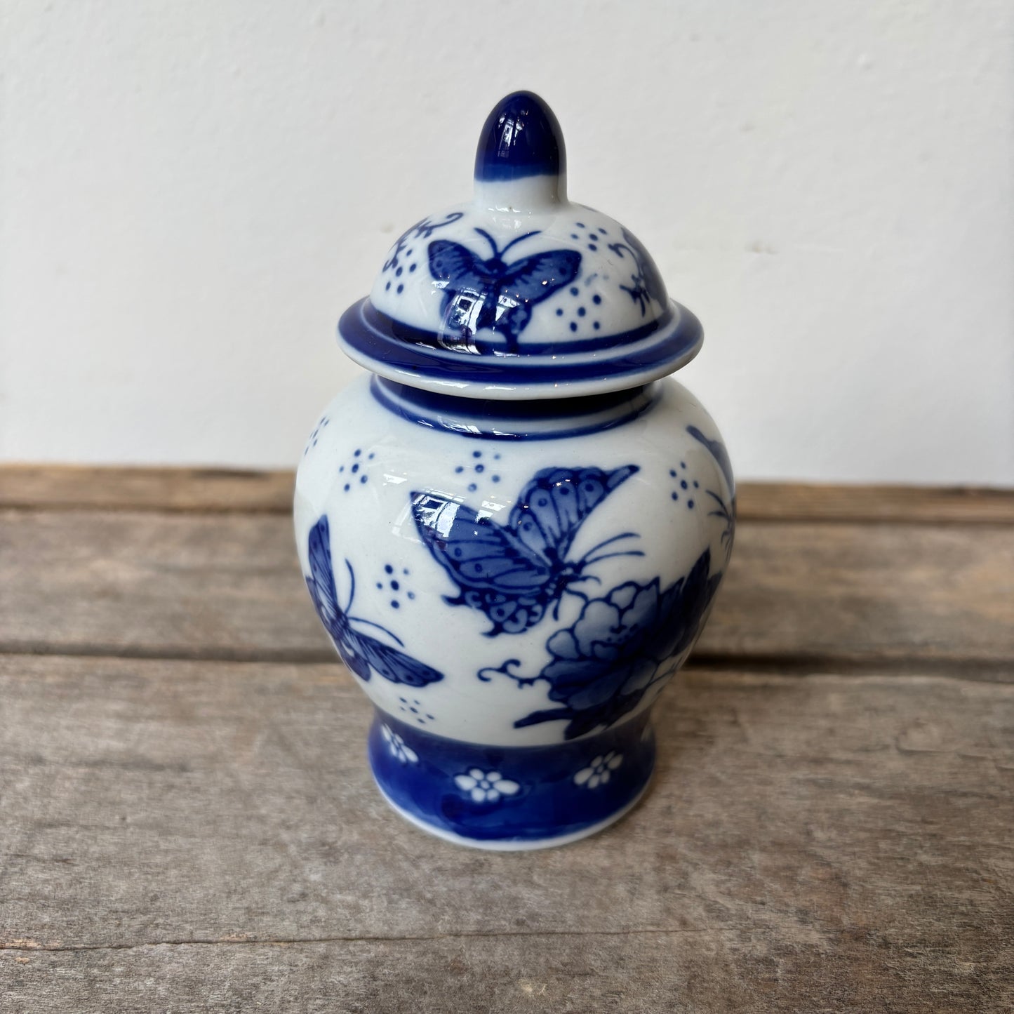Vintage Blue & White Ginger Jar - Small