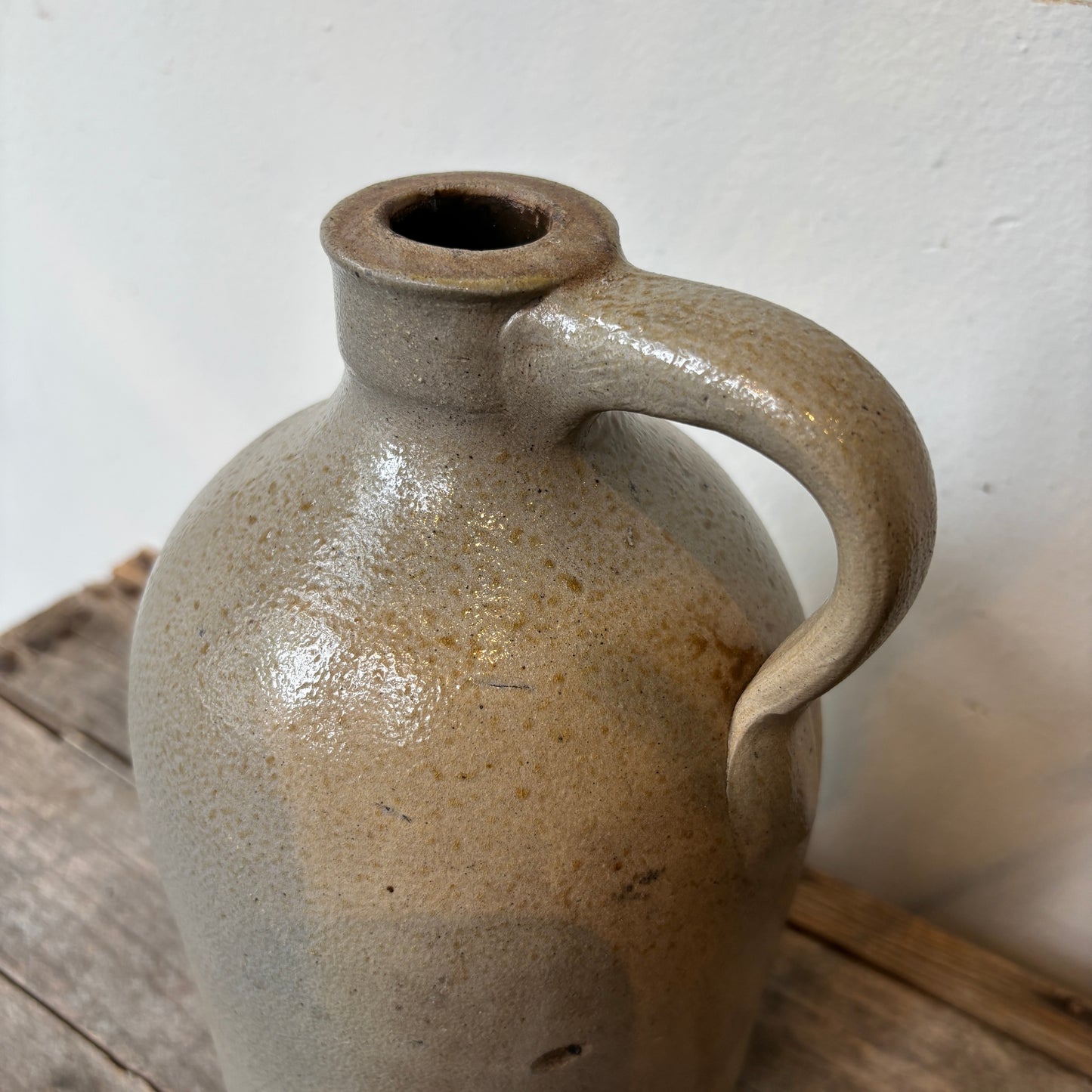 Vintage Taupe Finger Loop Jug