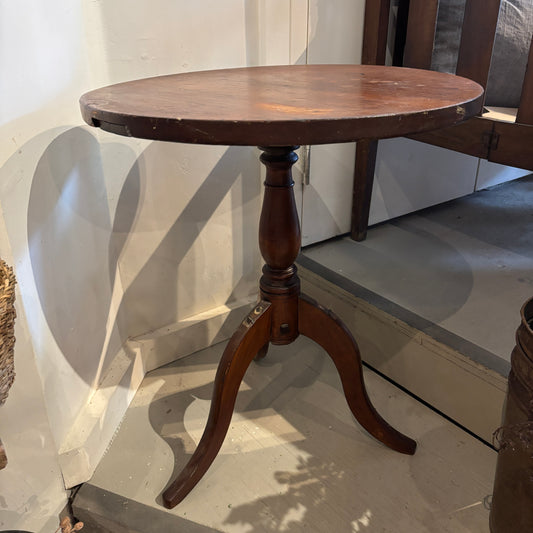 Vintage Round Oak Pedestal Table