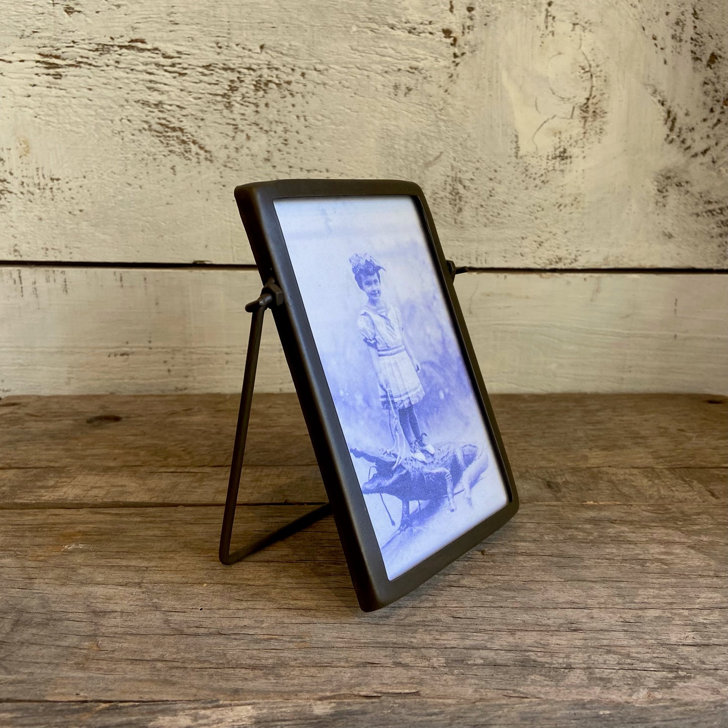 Antiqued Black Iron Frame - 4 x 6