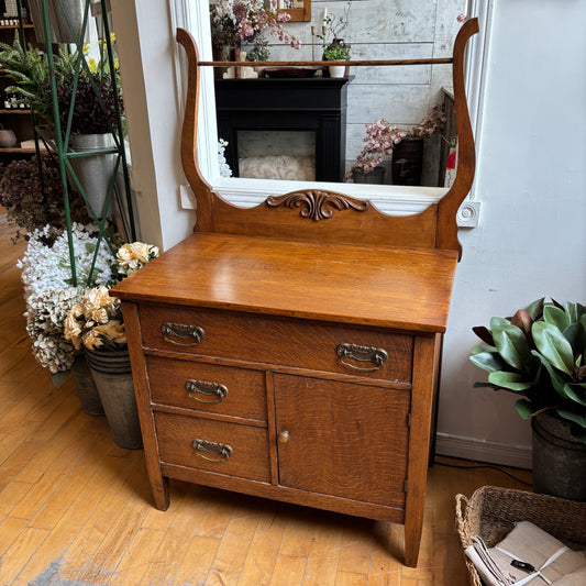 Vintage Washstand w/Harp - 3 Drawer/SingleDoor