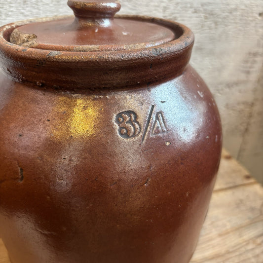Vintage Covered 3/4 Bean Pot w/ Finger Loop - Brown