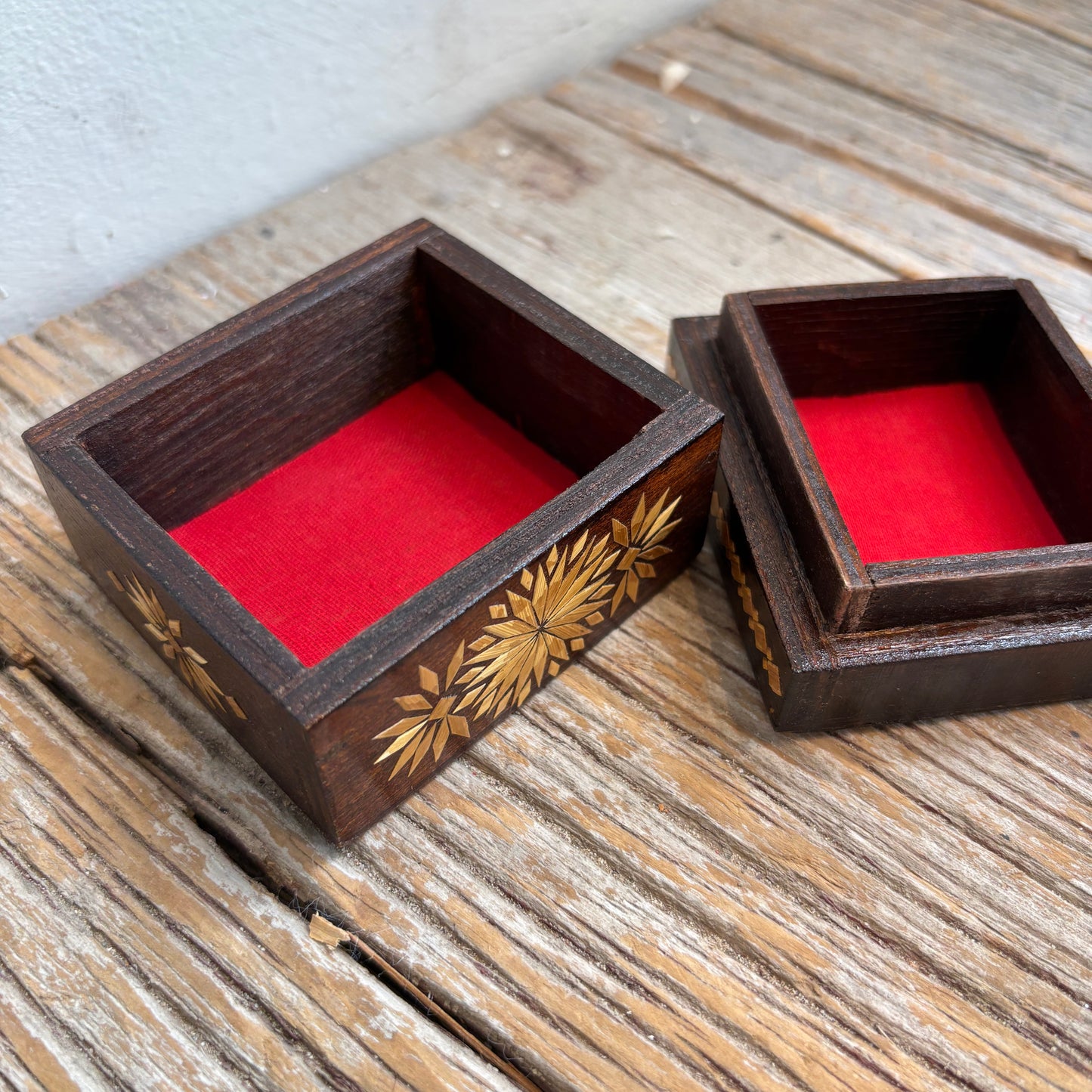 Vintage Wooden Trinket Box w/ Starburst Design