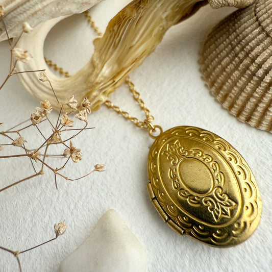 Vintage Oval Shaped Locket Charm Necklace - Raw Brass