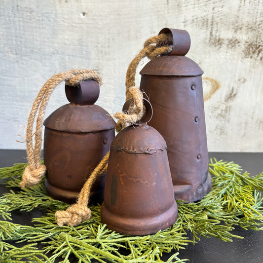 Distressed Rust Metal Bell Ornament