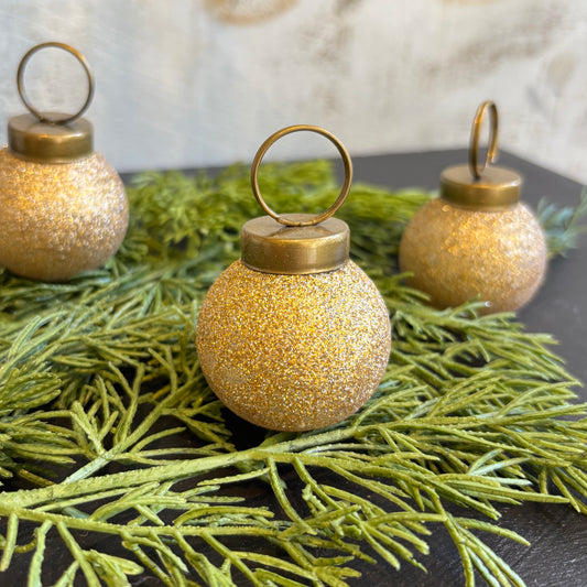 Glass Ball Ornament Place Card Holder