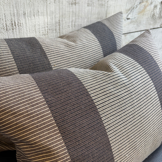 Wallace Handloom Pillow- 16x24