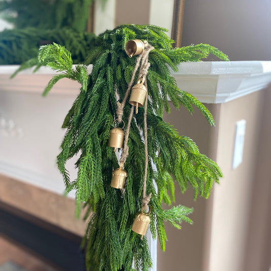 Rustic Bell Cascade- SM