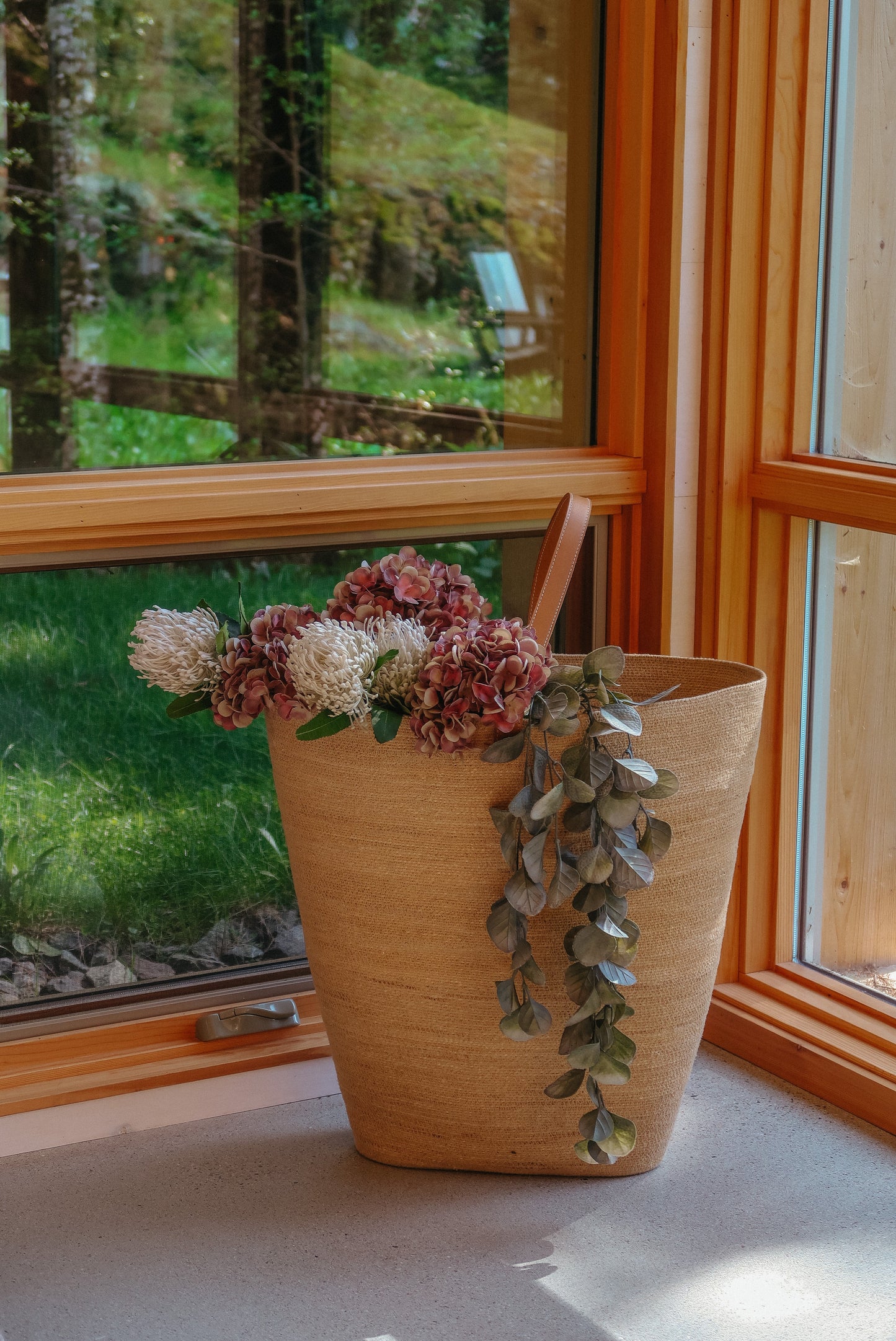 Banksia Floral Stem Cream