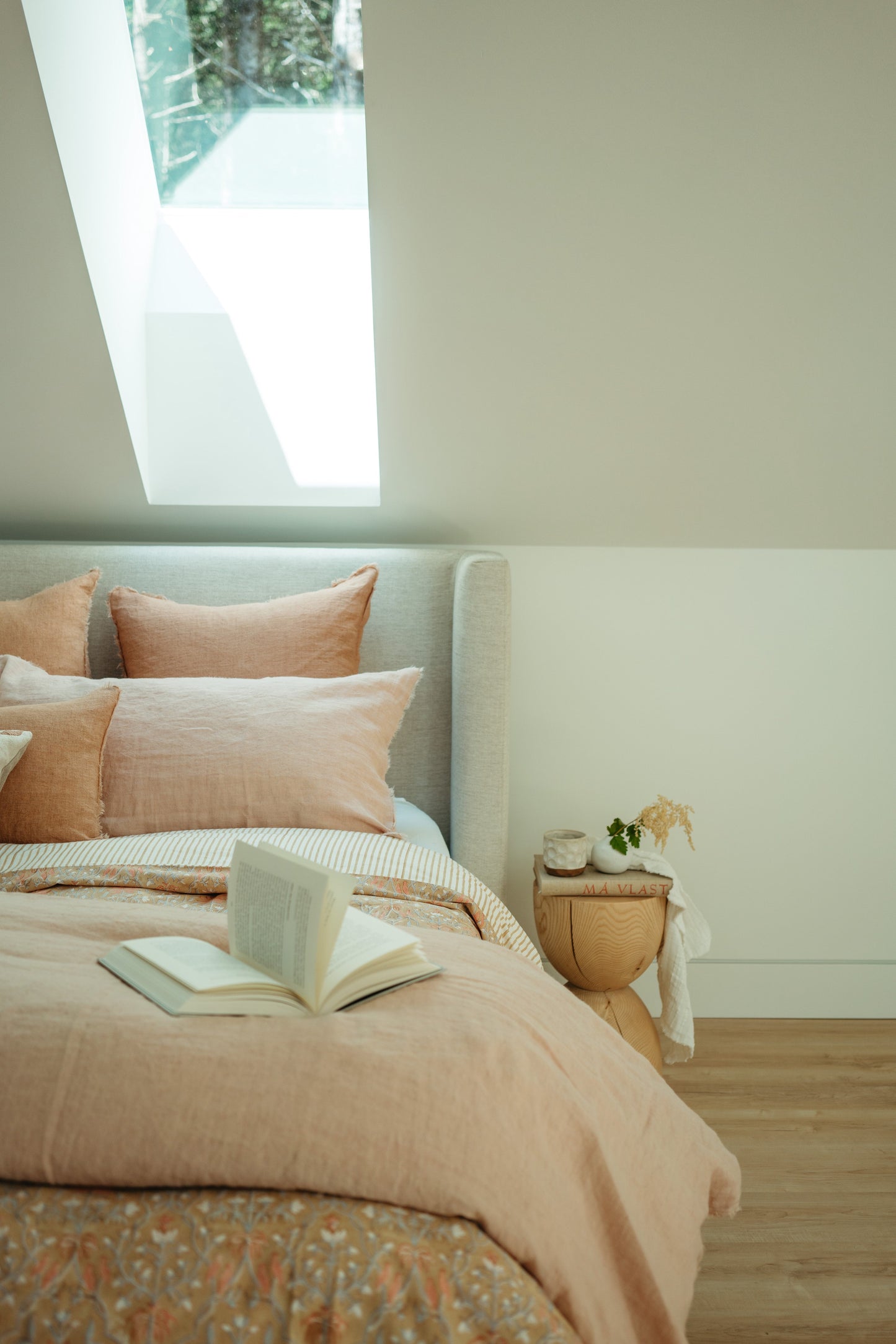 Lina Linen King Duvet Set Peony