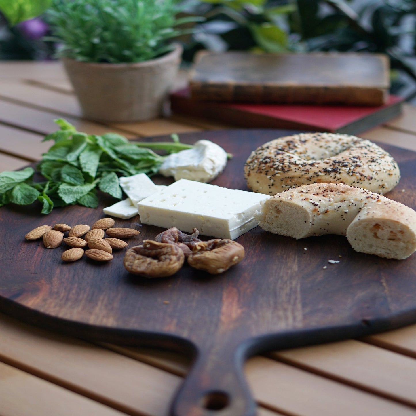 Round Wood Chop Board - Large