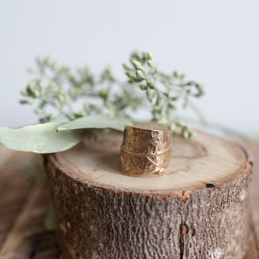 Avocado Leaf Ring - Bronze