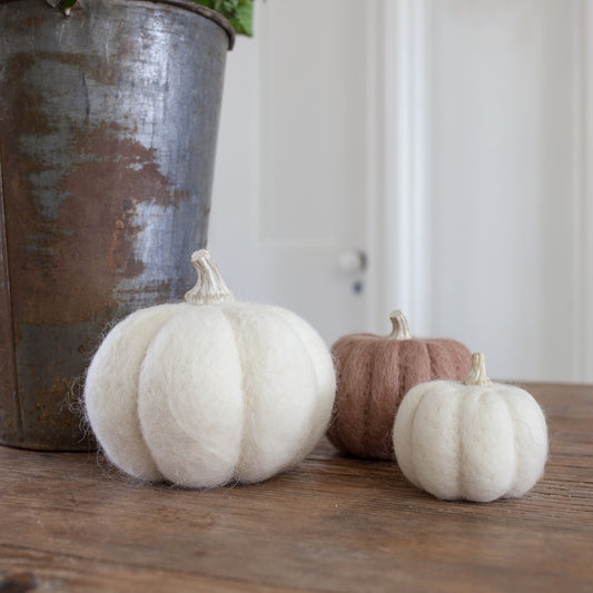 Felted Pumpkin - Ivory