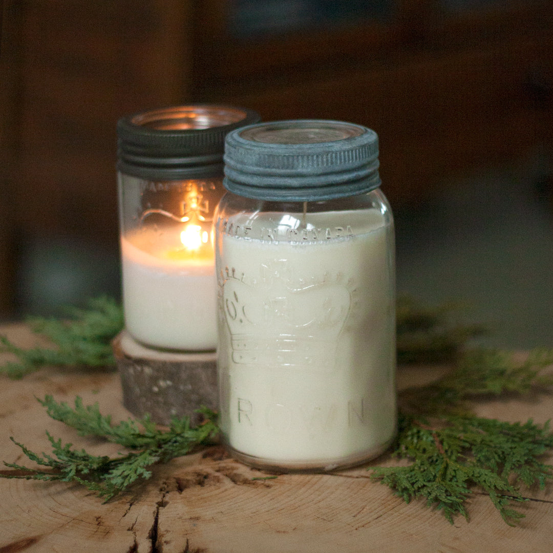 Handmade Soy Candle - White Pine Garland